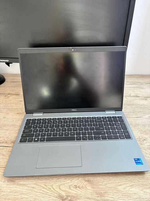 Laptop Dell Latitude 553