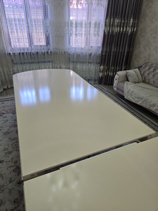 Стол сатылады! Ұзындығы 2,5 м, ені 1 м