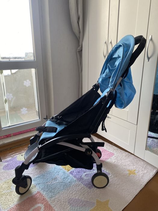 Продам прогулочную коляску