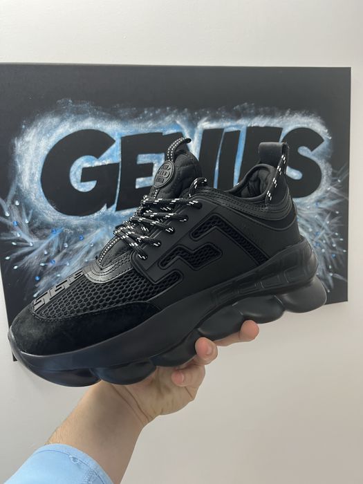 Versace Chain Reaction