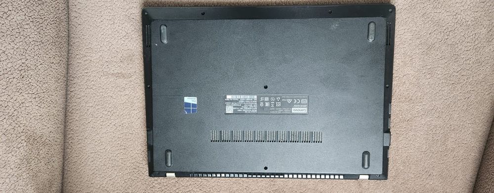 Vand laptop Lenovo i5