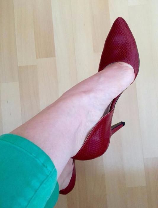 Pantofi din piele naturala rosu-bordo, marime 39, noi