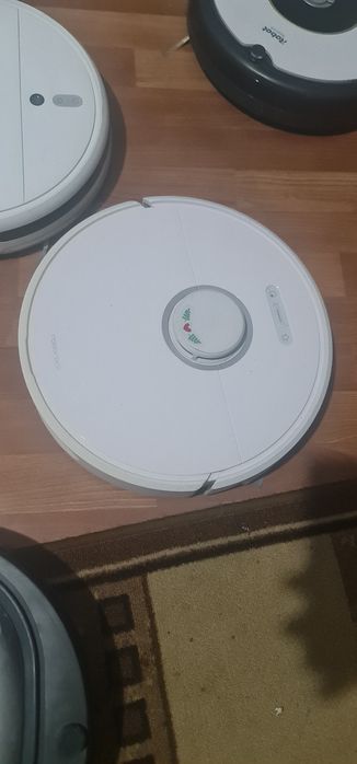 Робот прахосмукачка