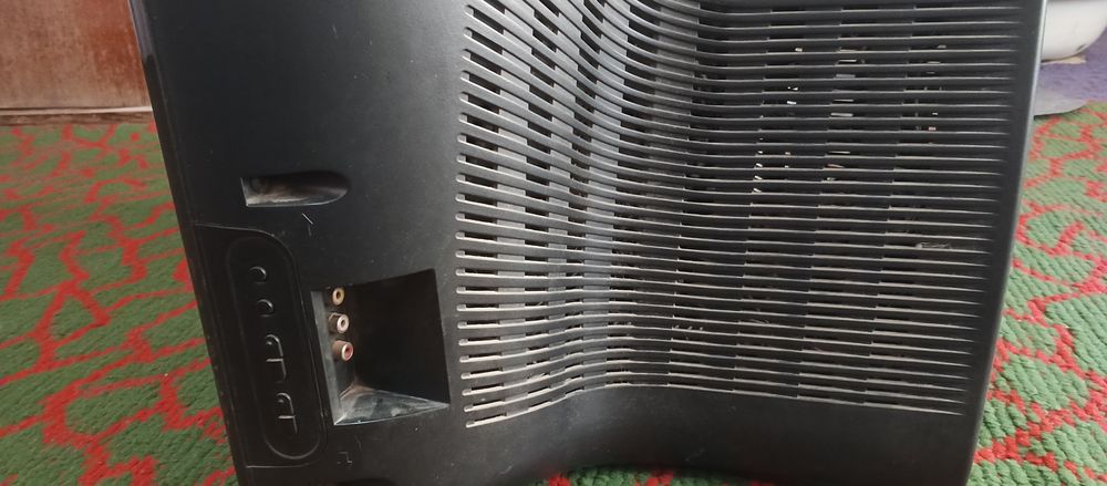 LG ultra sim televizor