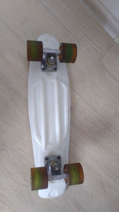 Продам скейт. Пениборд
