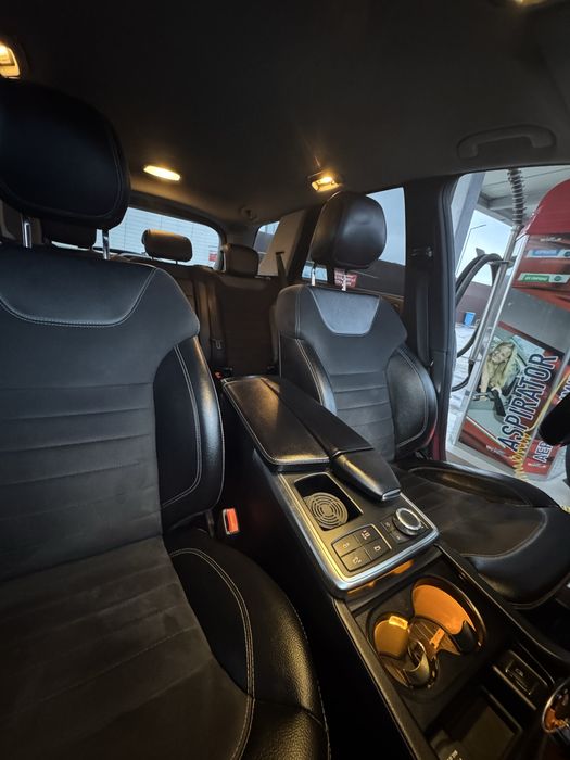 Mercedes-Benz ML W166