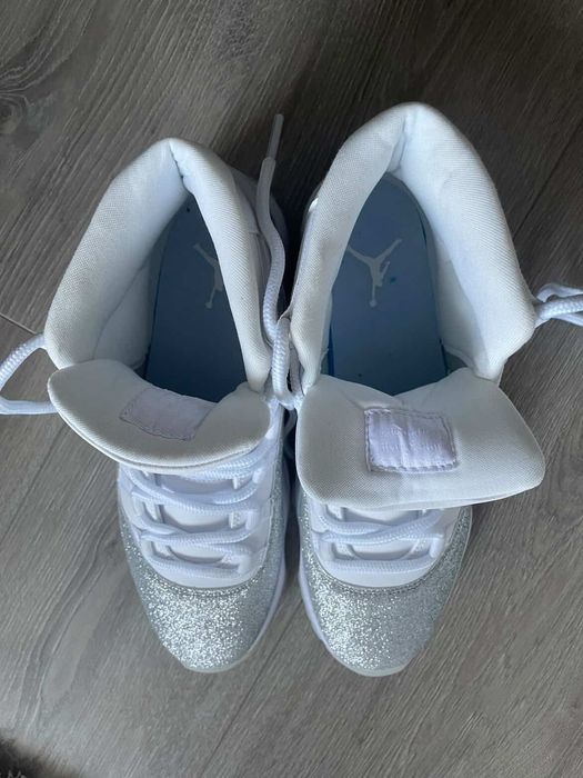 Nike Air Jordan 11 Gri Argintiu 43 (DS)PLATA RAMBURS,VERIFICARE LA LIVRARE,fara avans