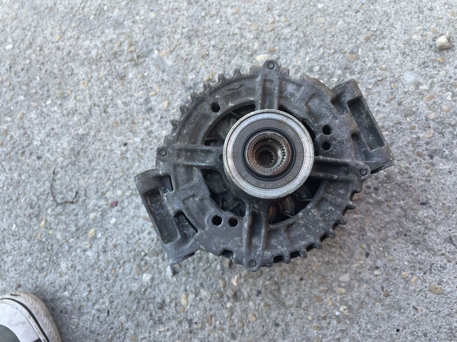 Alternator Mercedes w211 w219 w221 s cls 3.0 3.5 benzina diesel