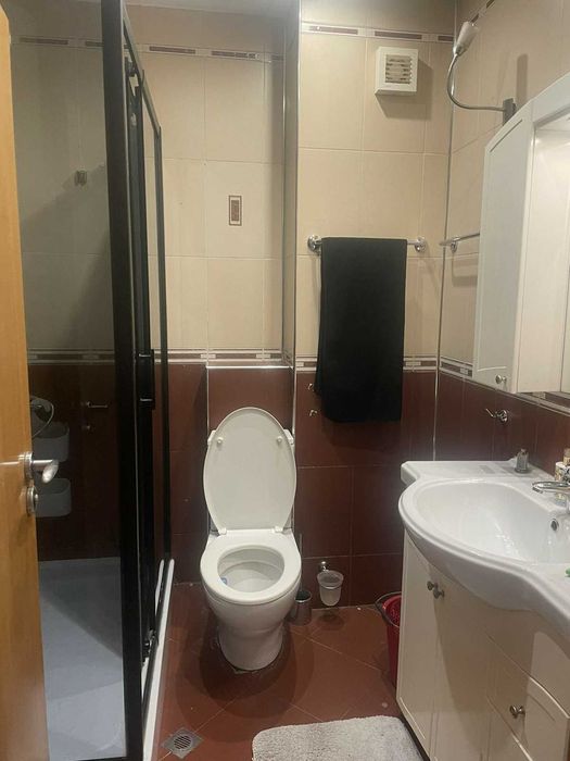 Дава се под наем Двустаен апартамент в София, Гоце Делчев - 65 кв.м за 598.23 € - Снимка #6