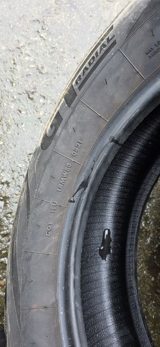 Гуми 4бр 235/60/18 - 1бр  - 135лв
