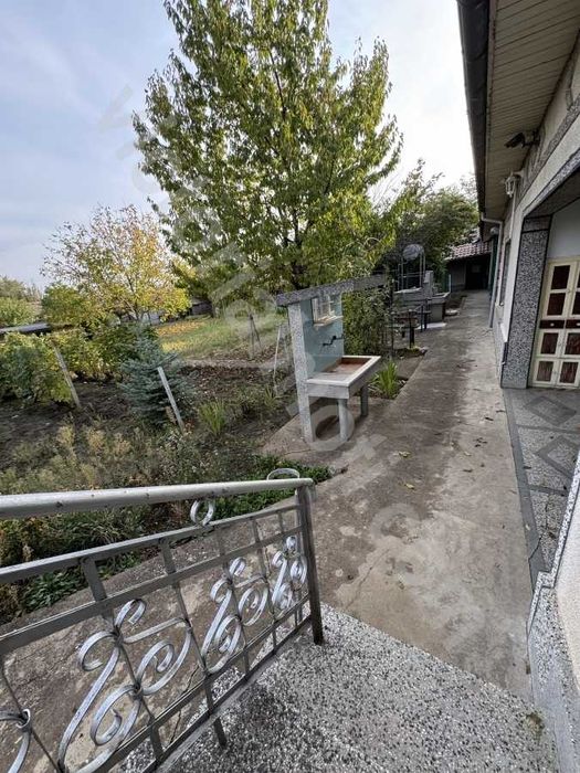 Продава се Къща в Велико Търново, Център - 200 кв.м за 263 €/кв.м - Снимка #21