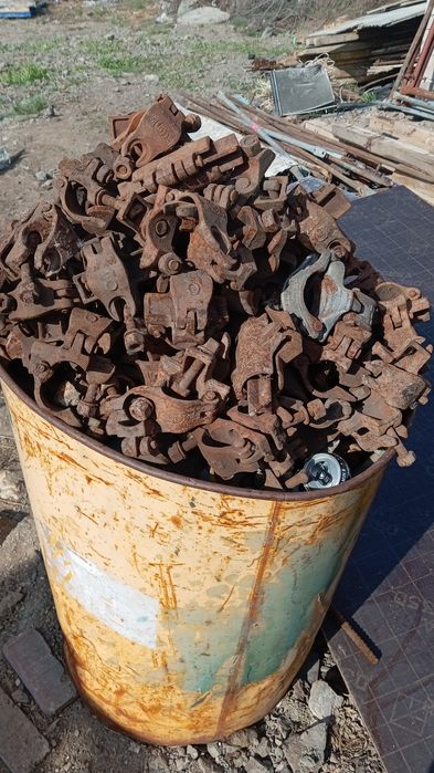 Хомут. Замок для леса