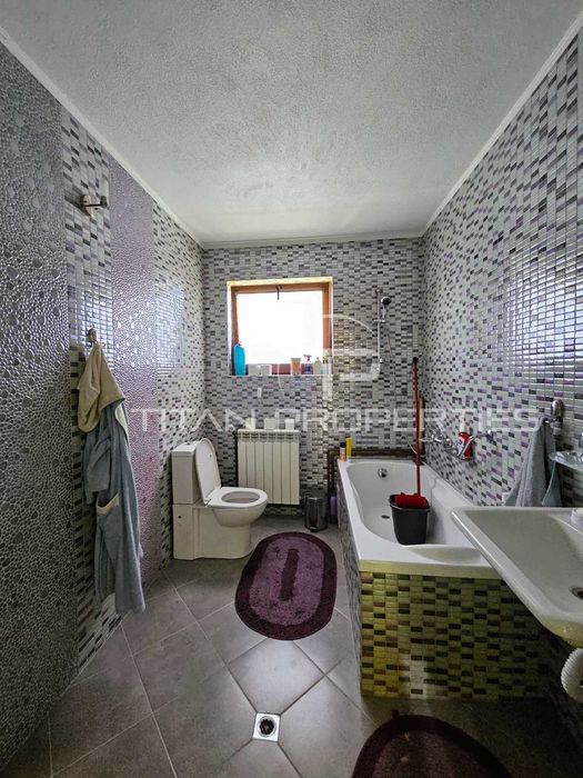 Продава се Къща в с. Бенковски, Област Пловдив - 240 кв.м за 1334 €/кв.м - Снимка #11