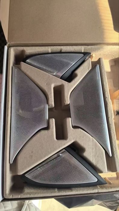 Bowers & Wilkins на BMW G30