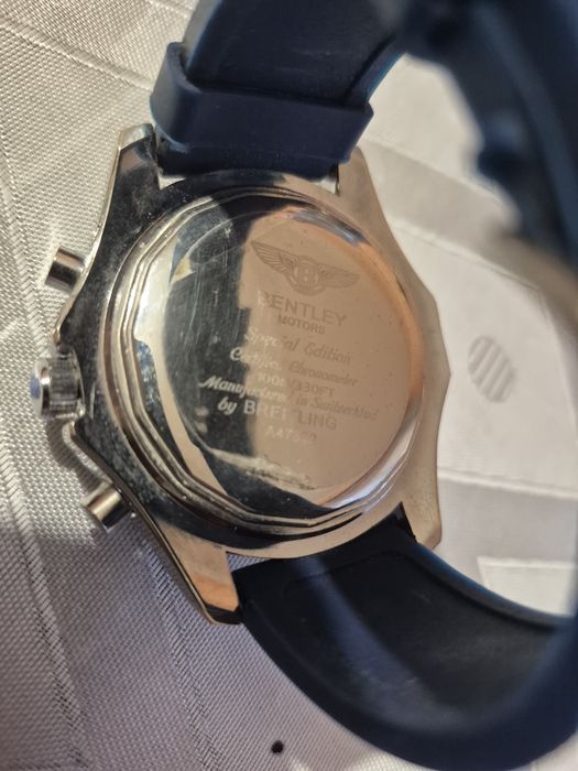 Чисто нов механичен часовник