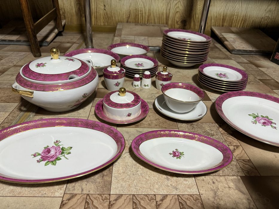 Продам сервиз антиквариат