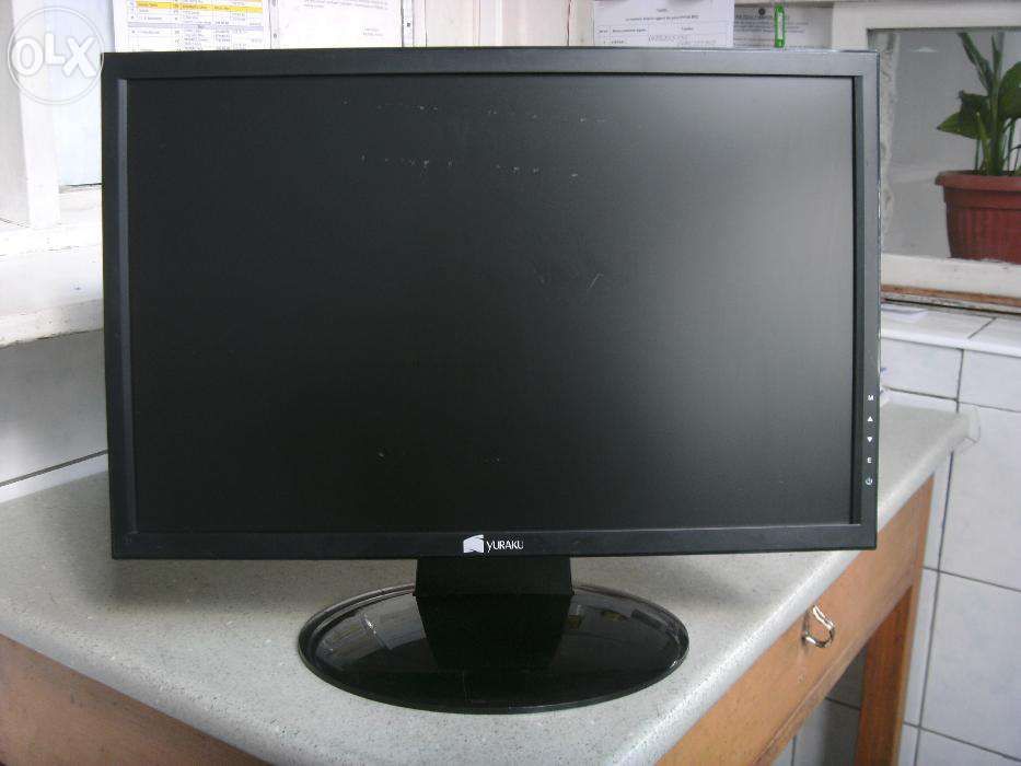 monitor lcd yuraku 19'wide