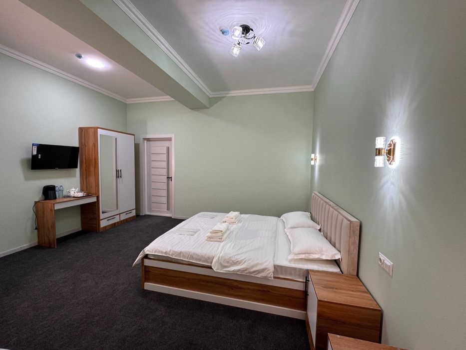 Oila uchun mehmonxona. Qulay va keng xonalar. Metro Shahriston