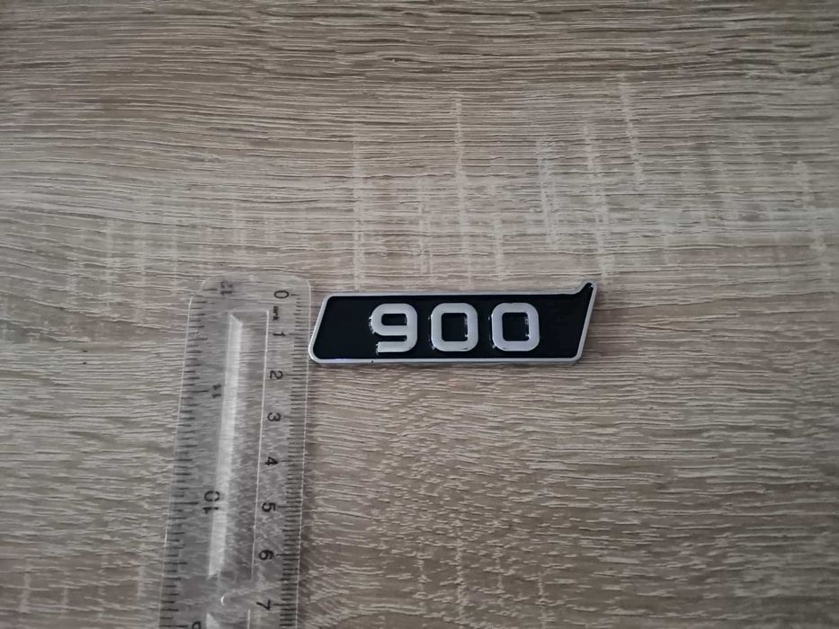 Mercedes Benz BRABUS 900 черно със сребристо