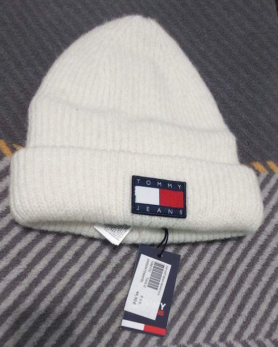 Дамска шапка Tommy jeans