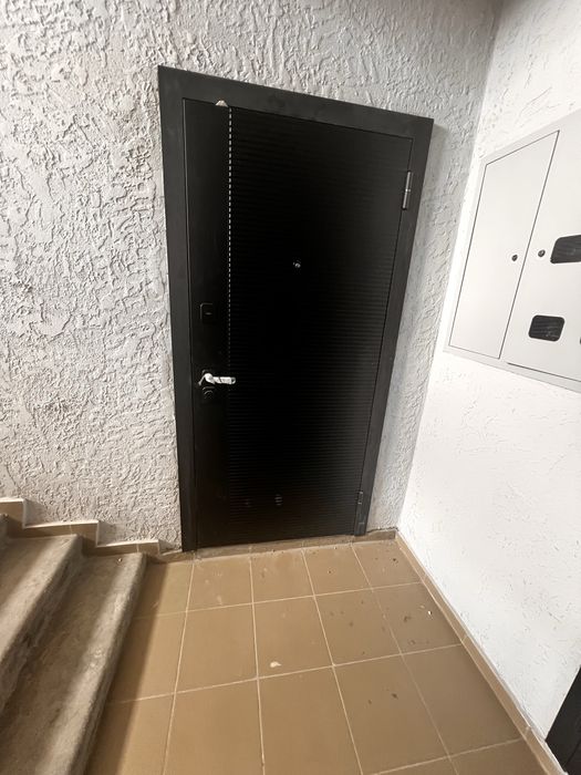 3 комн квартира на детсаде 92 м2