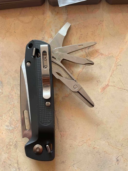 Leatherman Free K4 и KeyUnity