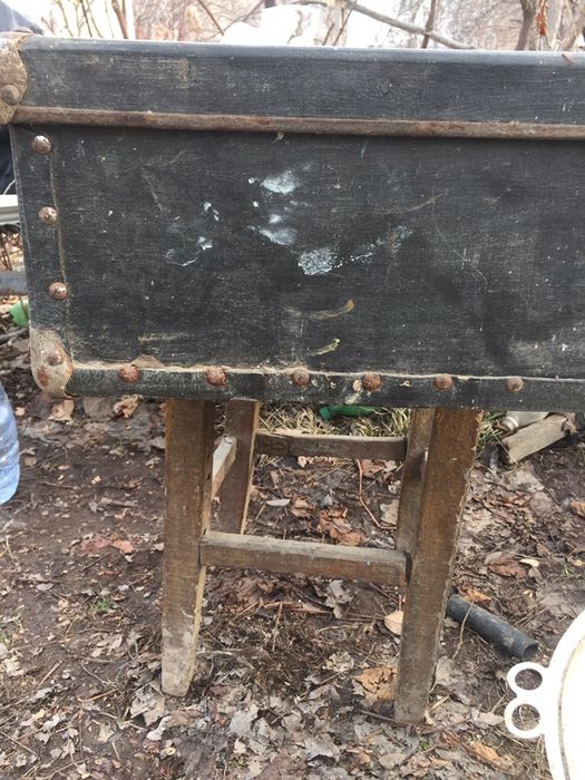 Продам антикварный чемодан из фанеры а