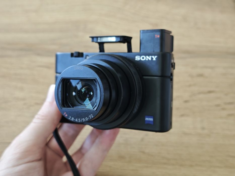 Sony RX100 Mark VII (Комплект)