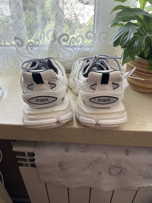 balenciaga track alb 42