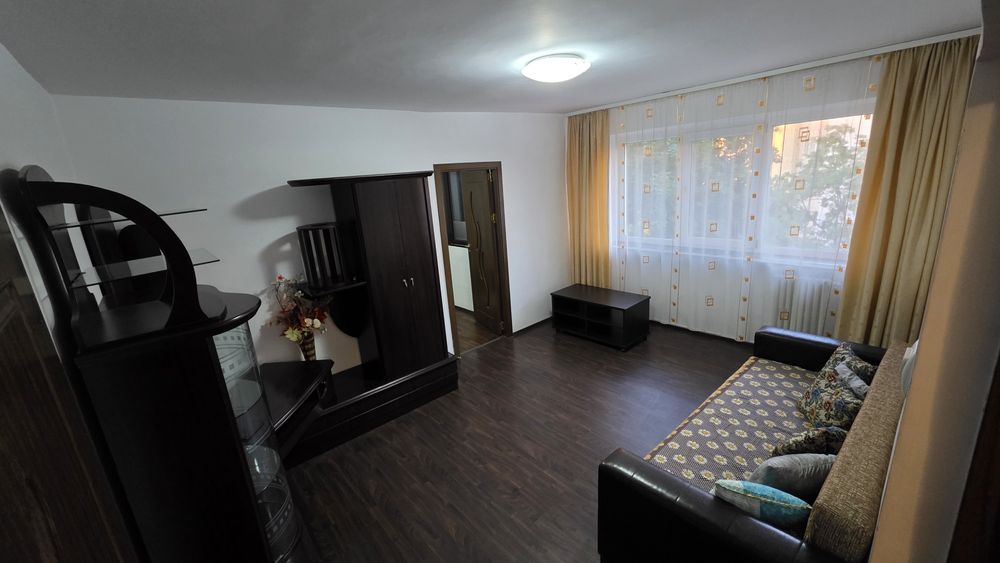 Vând apartament 3 camere, Găvana 2, etaj  3