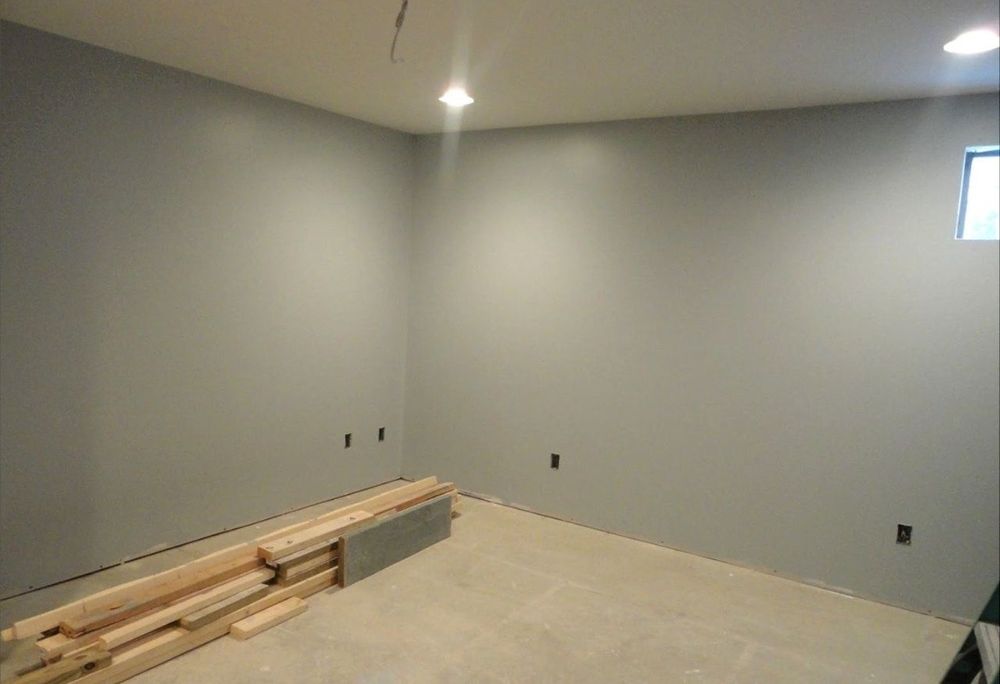 Маляр Покраска стен и потолков безвоздушным способом с гарантией ...