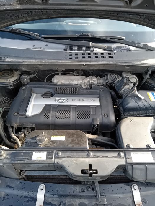 De vânzare hiunday tucson motor 2l benzină an 2007