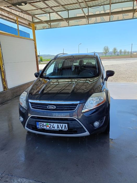 Ford kuga (4×4)permanent
