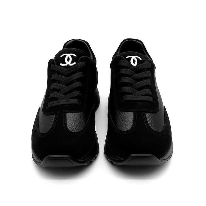 Дамски черни обувки от естествена кожа с изчистен силует