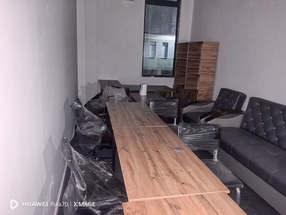 Офис ижарага берилади мебель бор