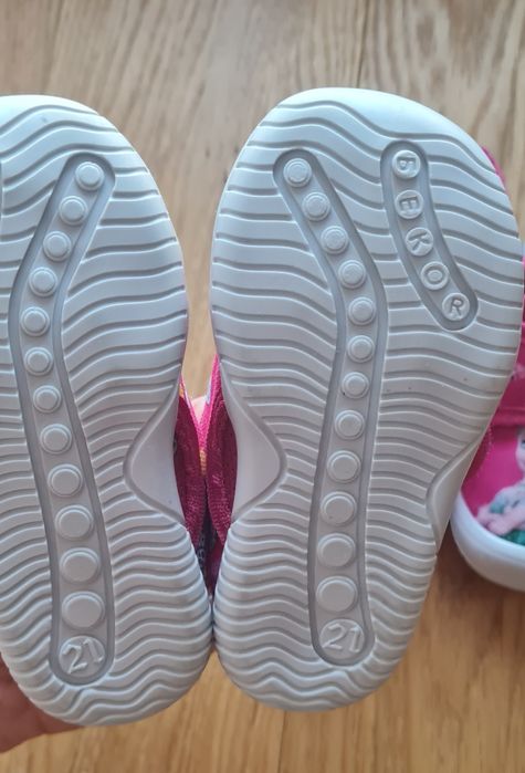 НОВИ Пантофи 21, 22, 23 и 24 н Беко