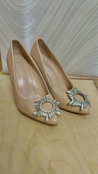 Туфли-лодочки 35р