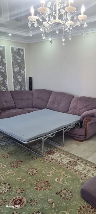 Диван угловой  для гостиной или хола