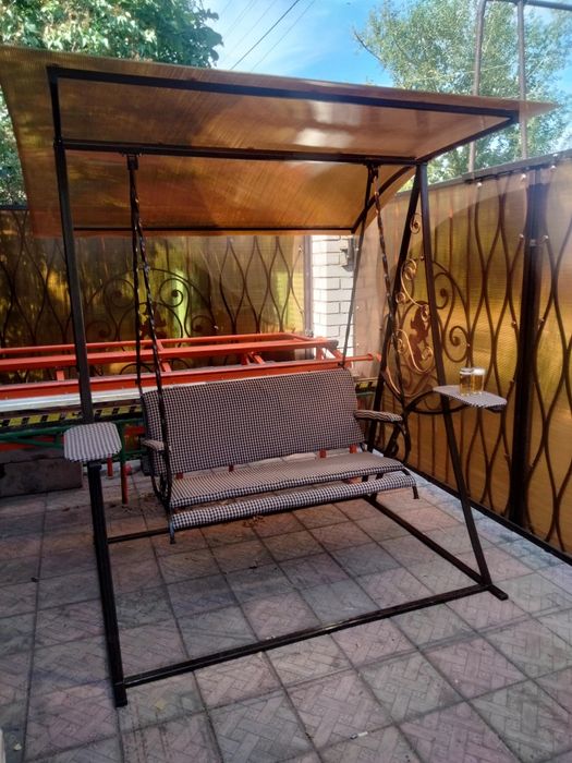 Садовые качели холодной ковки