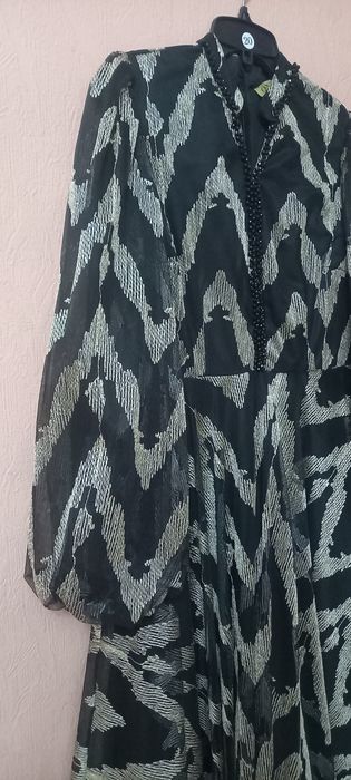 Платье нарядное для девушек и женщин