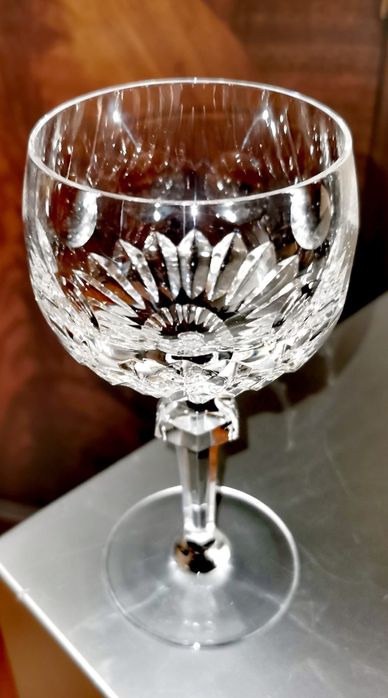 Кристални чаши супер луксозни за вино сервиз от 6 бр ръчно рязани