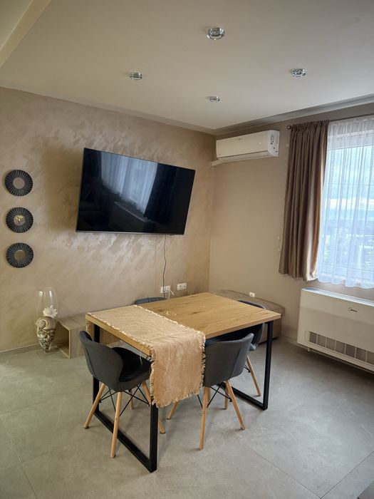 Двустаен апартамент в Кръстова Вада