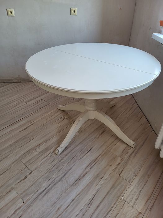 Продам стол Икеа
