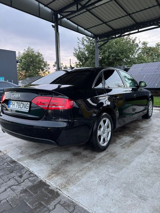 Proprietar Audi a4 b8 2.0 diesel  vand sau schimb