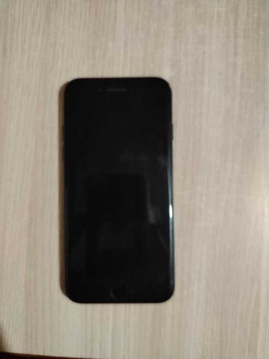 iPhone 7 с коробкой но без документов