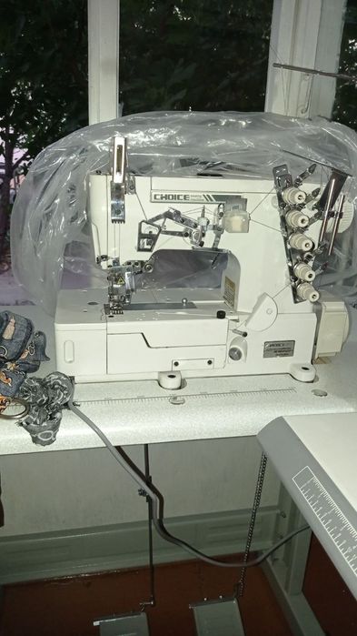 Швейная машинка яшма