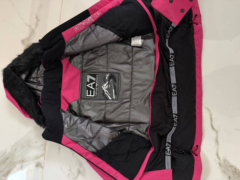 дамско ски яке Emporio Armani EA7 зимно яке за ски