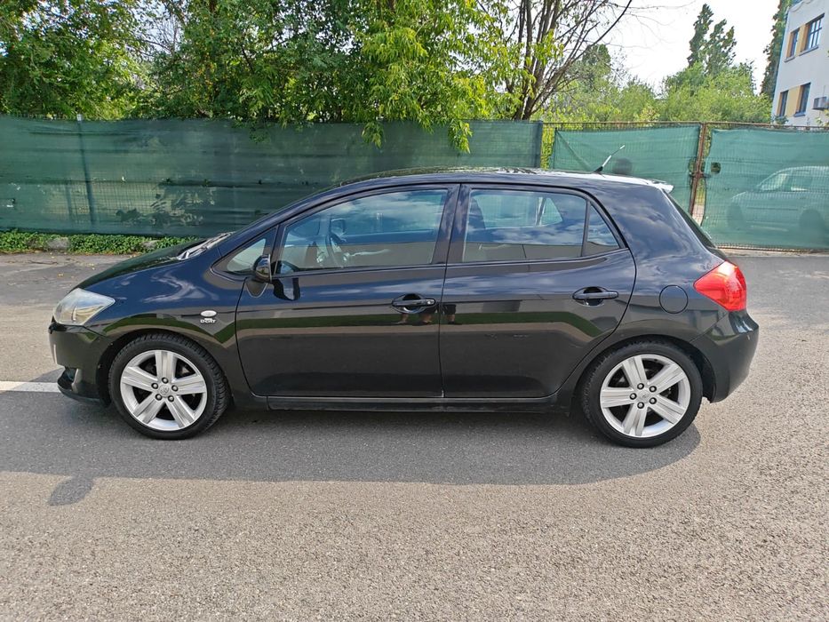 TOYOTA Auris 2010 — imagine 2