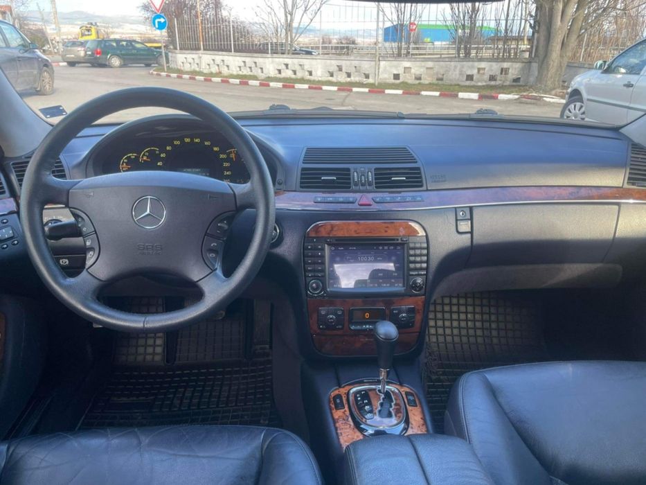 Продавам Мерцедес S320