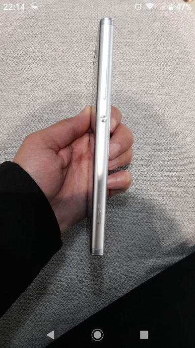 Продам Sony Xperia XA2 состояние нового